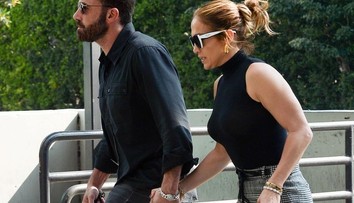 Dôvod, prečo si Ben Affleck obzeral prsteň: Nie je to tak, ako si myslíte!