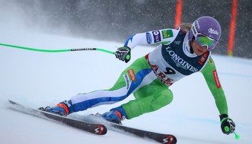 Slovinka Štuhecová ovládla zjazd na MS v Aare, Vonnová sa rozlúčila bronzom