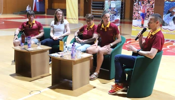 VIDEO: Takáto beseda sa len tak nevidí. Školáci sa stretli s najužšou smotánkou nášho športu