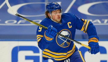 Jack Eichel sa po výmene dočká preferovanej operácie. Rekonvalescencia by mala trvať tri mesiace