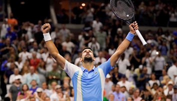 Djokovič porazil Medvedeva. Získal rekordný 24. grandslamový titul