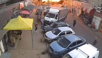 VIDEO: Rusi zaútočili na trhovisko v ukrajinskej Kosťantynivke. Výbuch rakety zabil najmenej 16 ľudí