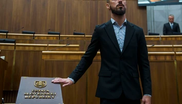 Odídenec od Matoviča zostáva v opozičných radoch. Viliam Tankó vstupuje do PS