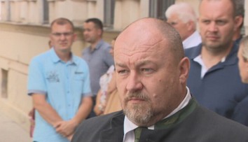 O mene ministra životného prostredia stále rokujú. Pre Huliaka sa črtá iné miesto