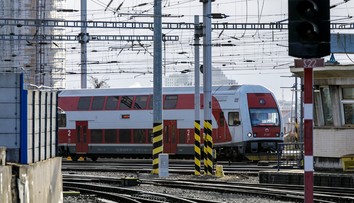 Desiatky cestujúcich boli asi hodinu v ohrození, osobný vlak viedol opitý rušňovodič