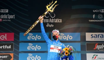 Pogačar celkovým víťazom Tirrena, časovku ovládol Wout van Aert