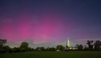 FOTO: Hotová pastva pre oči. Nad Slovenskom sa opäť objavila polárna žiara