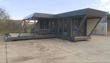 Pre ukrajinské rodiny vyrábajú montované domčeky. Firma s nimi chce preraziť aj na Slovensku