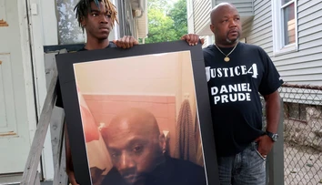 Policajti nebudú obvinení v prípade smrti Afroameričana Daniela Pruda