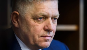 Fico chváli Suska za prepustenie Kováčika. PS hovorí o odmene za mlčanie