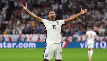 Osemfinále Eura prinieslo očakávané aj prekvapujúce výsledky. Expert prezradil, koho favorizuje