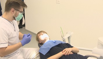 Chcete ušetriť za ošetrenie zubov? Zverte sa do rúk študentom zubného lekárstva
