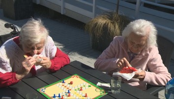 V extrémnom teple sú zraniteľní. Zisťovali sme, ako seniori zvládajú horúčavy