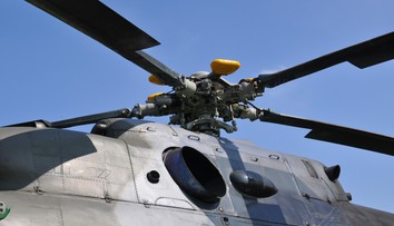 Počas cvičného letu sa v Charkove zrútil ukrajinský vrtuľník