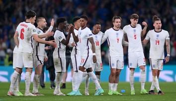 Britská polícia vyšetruje rasistické útoky na troch reprezentantov po neuspešnom finále Eura