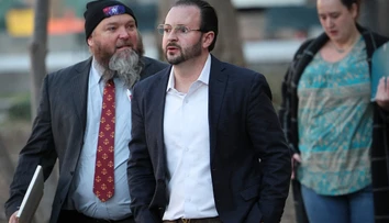 Vodcu hnutia Proud Boys odsúdili na 18 rokov za účasť na útoku na Kapitol
