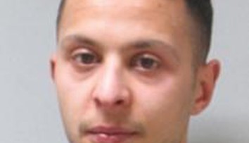 Útočník z Paríža 2015 Salah Abdeslam bol obvinený aj z ďalšieho útoku