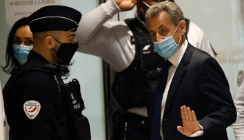 Bývalý francúzsky prezident Sarkozy je vinný z nelegálneho financovania svojej volebnej kampane