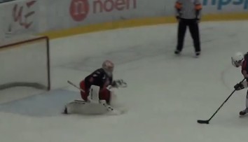 VIDEO: Tínedžer z Česka rutinérsky prekabátil brankára, vychválili ho aj v zámorí