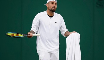 Wimbledon prišiel o vlaňajšieho finalistu. Kyrgios má roztrhnutý väz v zápästí