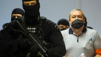 Bývalý špeciálny prokurátor Kováčik sa ide sťažovať do Štrasburgu, že ho držia vo väzbe