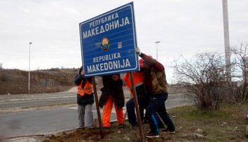 V Macedónsku sa pripravujú na zmenu názvu, odstraňujú tabule na hranici