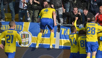 Toľko fanúšikov Dunajská Streda nezažila už 30 rokov, lístky boli vypredané dva týždne dopredu