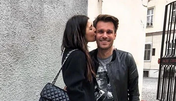 Leoš Mareš požiadal priateľku o ruku. Zo zásnubného videa budete dojatí