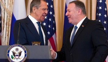 Americký minister zahraničia Mike Pompeo varoval ruského kolegu Sergeja Lavrova