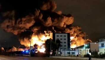 Obrovský výbuch chemičky na videu: Museli evakuovať obyvateľov v Rouene