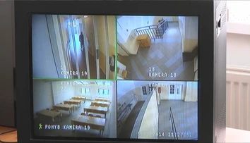 Prísnejšie ako vo väzení. Ombudsman našiel pri kontrole utečeneckého tábora v Sečovciach vážne nedostatky