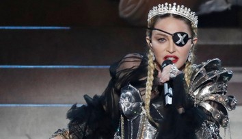 Madonna na Eurovízii: Naživo hrôza, zo záznamu totálny výsmech
