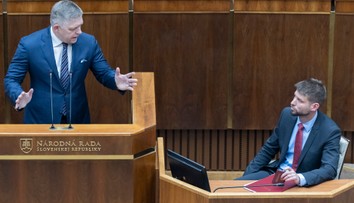 PRIESKUM: Šimečka dýcha Ficovi na krk. Rozdiel medzi Smerom a PS sa naďalej zmenšuje