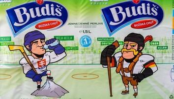 Faux pas sponzora MS v hokeji. Budiš dal na etiketu frázu z nacistickej hymny