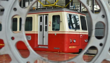 Na trať ozubnicovej železnice spadol strom. Cestujúcich vozí náhradná doprava
