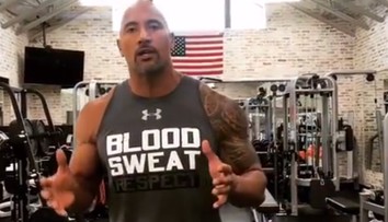 Po Ice Bucket Challenge sa internetom šíri nová výzva. Zapojil sa aj The Rock