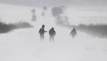 Na turistku v horách radšej zabudnite. Pre tri okresy platí najvyššia výstraha pred orkánom