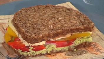 Dali by ste si sendvič so škoricou, arašidovým maslom a paprikou?