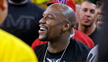 Niekdajší boxerský šampión Mayweather sa vráti do ringu. Rozdá si to s hviezdnym youtuberom