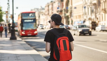 Vstup do Spojeného kráľovstva po novom. Občania EÚ budú potrebovať elektronické povolenie