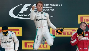 Čerstvý majster sveta F1 Rosberg šokujúco ukončil kariéru