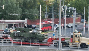 Do Česka vstúpili prvé americké transportéry, prichádzajú z Bavorska