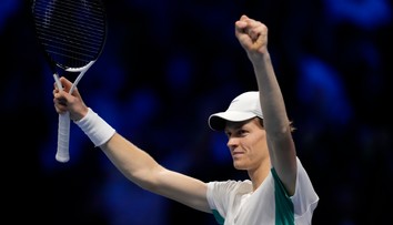 Sinner po trojsetovej dráme zdolal Djokoviča