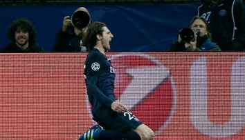 Je rukojemníkom klubu, hovorí o hráčovi PSG jeho matka a zároveň agentka