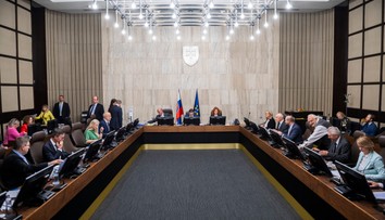 Ódorov kabinet odvolal Záborskú aj Kučeru z postov splnomocnencov vlády