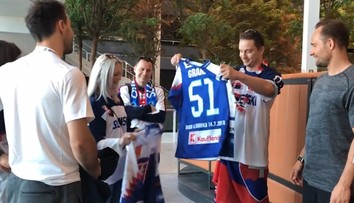 Dvaja fanúšikovia na šampionát nikdy nezabudnú. Takto ich prekvapili Graňák so Sekerom