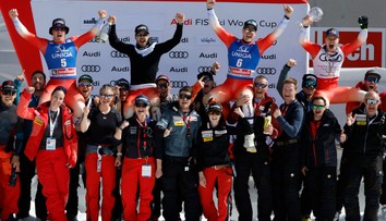 Vo finálovom super-G dominovali Švajčiari. Rogentin po skvelej jazde zaznamenal životný výsledok