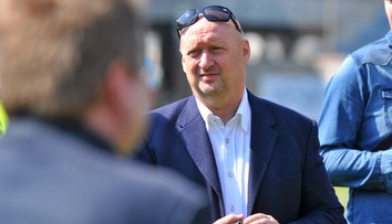 Vladimír Poór robí rošády vo svojom biznise. Dôvodom je odchod zo Slovenska