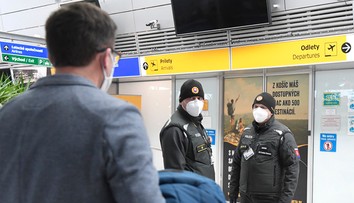 Delta sa už šíri v komunitách. Medzi nakazenými je mnoho dovolenkárov, ktorí prišli z týchto krajín