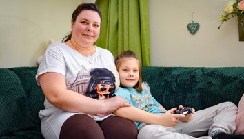 Má syna s Aspergerom: Bozky a objatia nevníma, lásku pociťuje, keď sa zaujímam o jeho záľuby